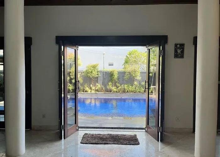 6 Bdr With Swimming Pool Villa Jimbaran (Bali)
