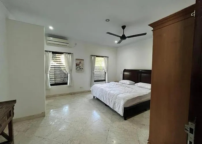 Villa 6 Bdr With Swimming Pool