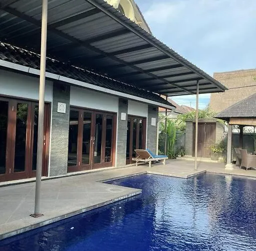 6 Bdr With Swimming Pool * Jimbaran (Bali)
